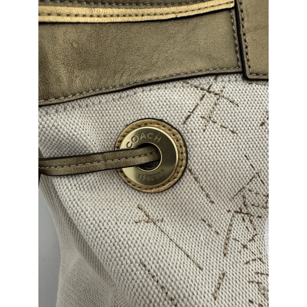 Unique Coach Audrey Canvas Limited Edition Tote bag w/ Jeweled Starfish 17024 - Picture 5 of 15